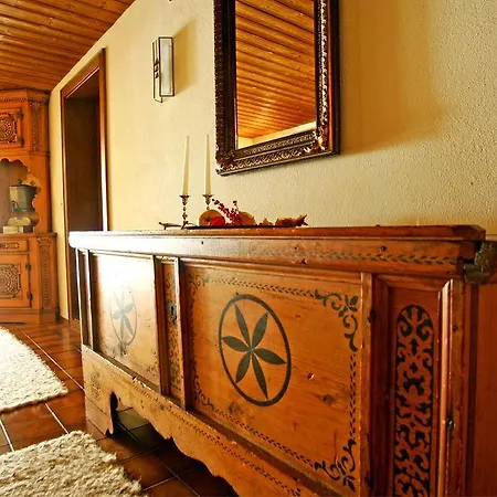Roessle بيت ريفي 3*