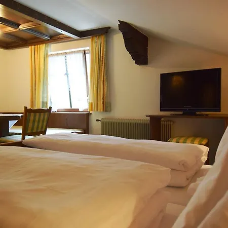 Roessle Herberg Braz