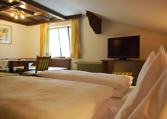 Roessle Herberg Braz